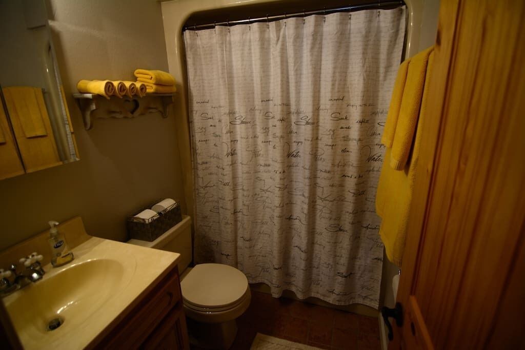 Photo of Bathroom in Candler