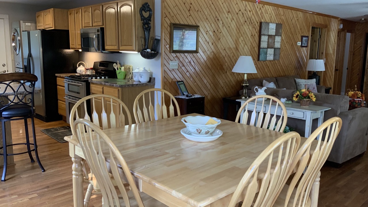 Photo of Bedroom in Candler