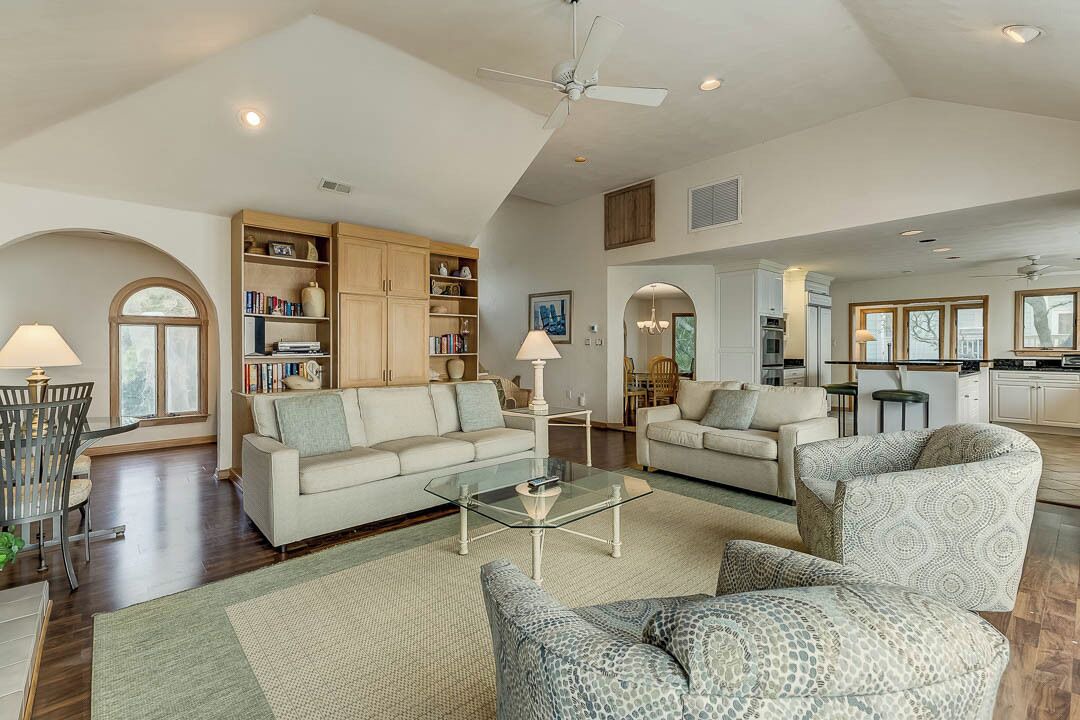 Photo of Bedroom in Monteray Shores