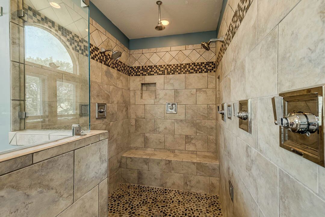 Photo of Bathroom in Monteray Shores