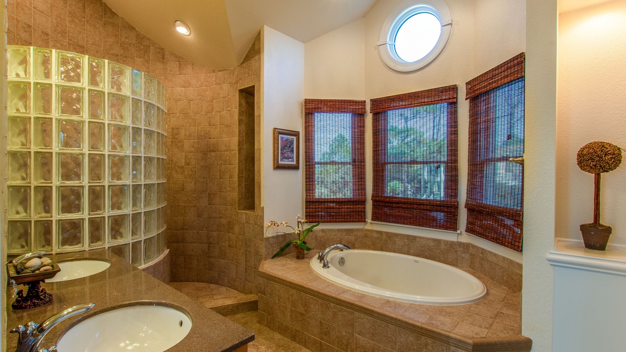 Photo of Bathroom in Corolla Light