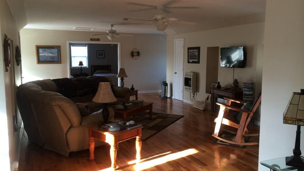Photo of Bedroom in Cedar Island