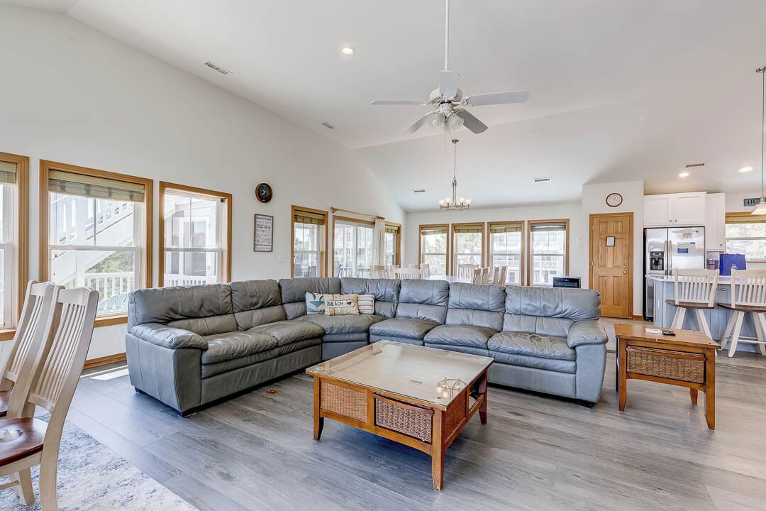 Photo of Bedroom in Corolla Light