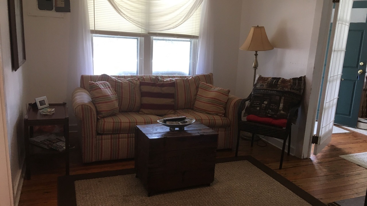 Photo of Livingroom in Avon