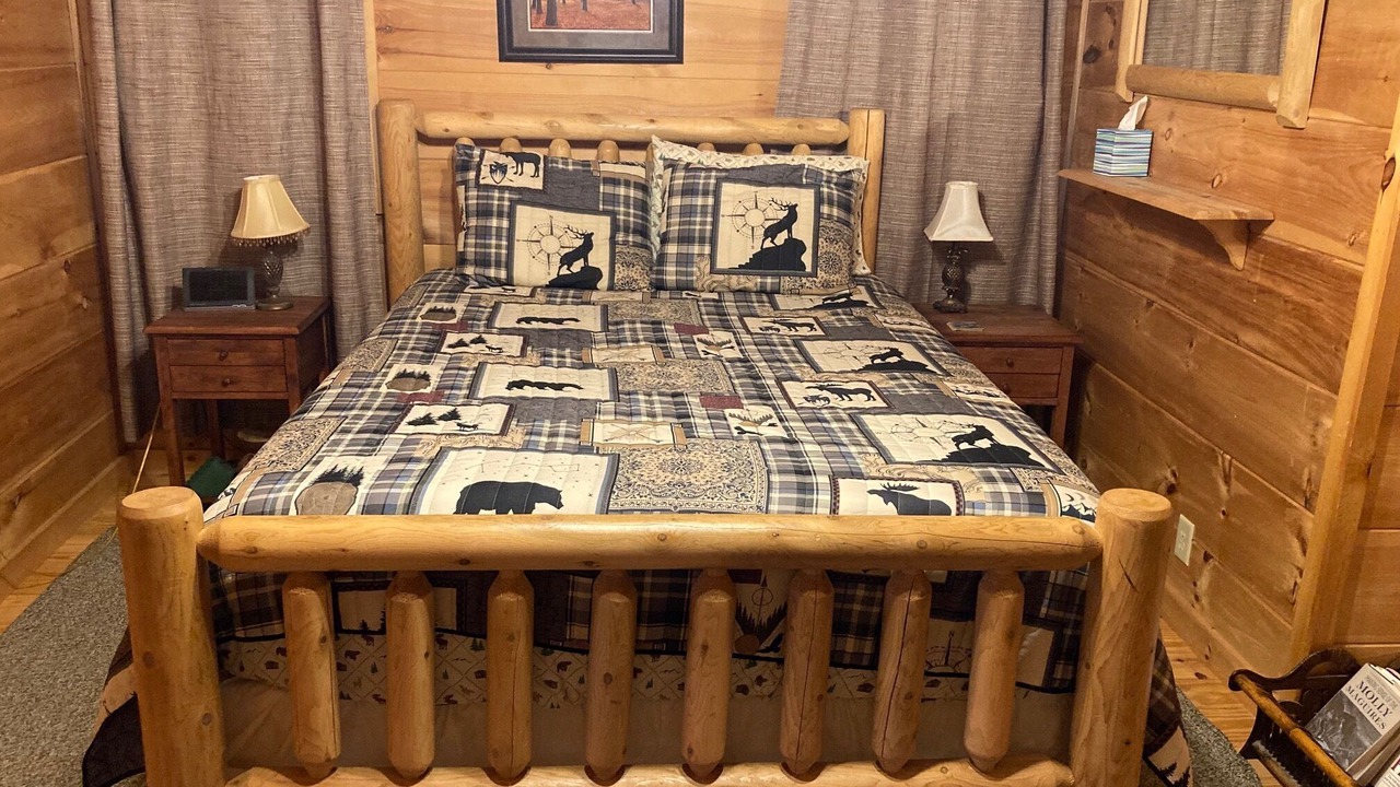 Photo of Bedroom in Lake Lure