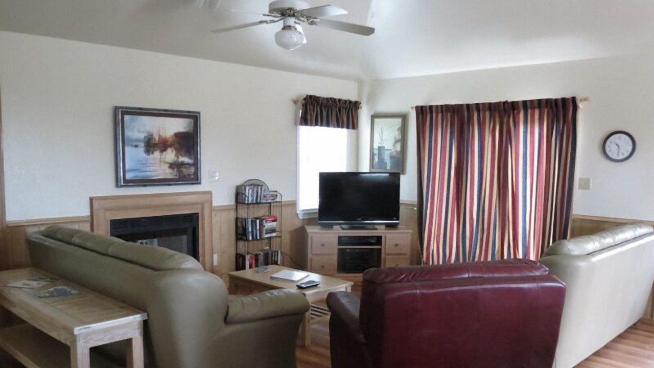 Photo of Bedroom in Avon