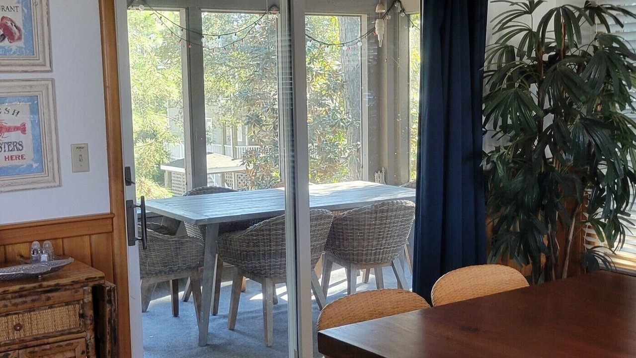 Photo of Outdoor in Corolla Light