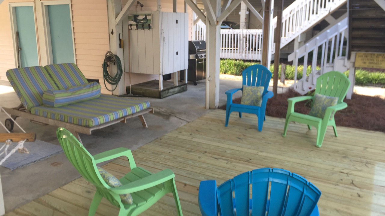 Photo of Patio Balcony in Sunset Beach