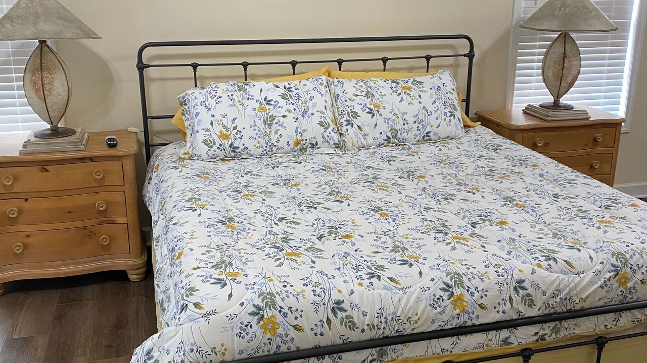 Photo of Bedroom in New London