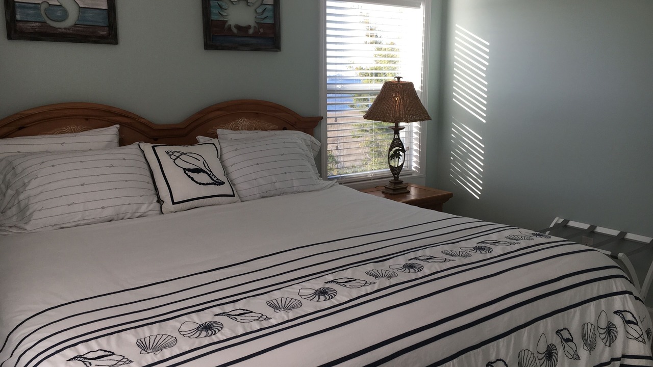 Photo of Bedroom in Cedar Point