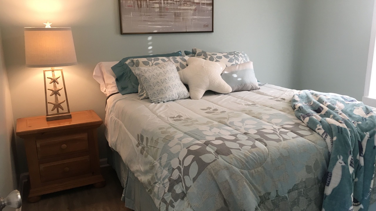 Photo of Bedroom in Cedar Point