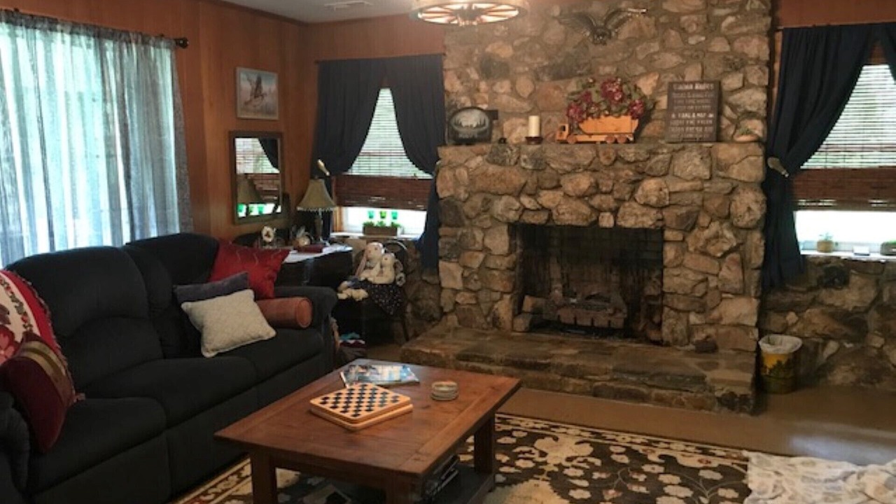 Photo of Livingroom in Gerton