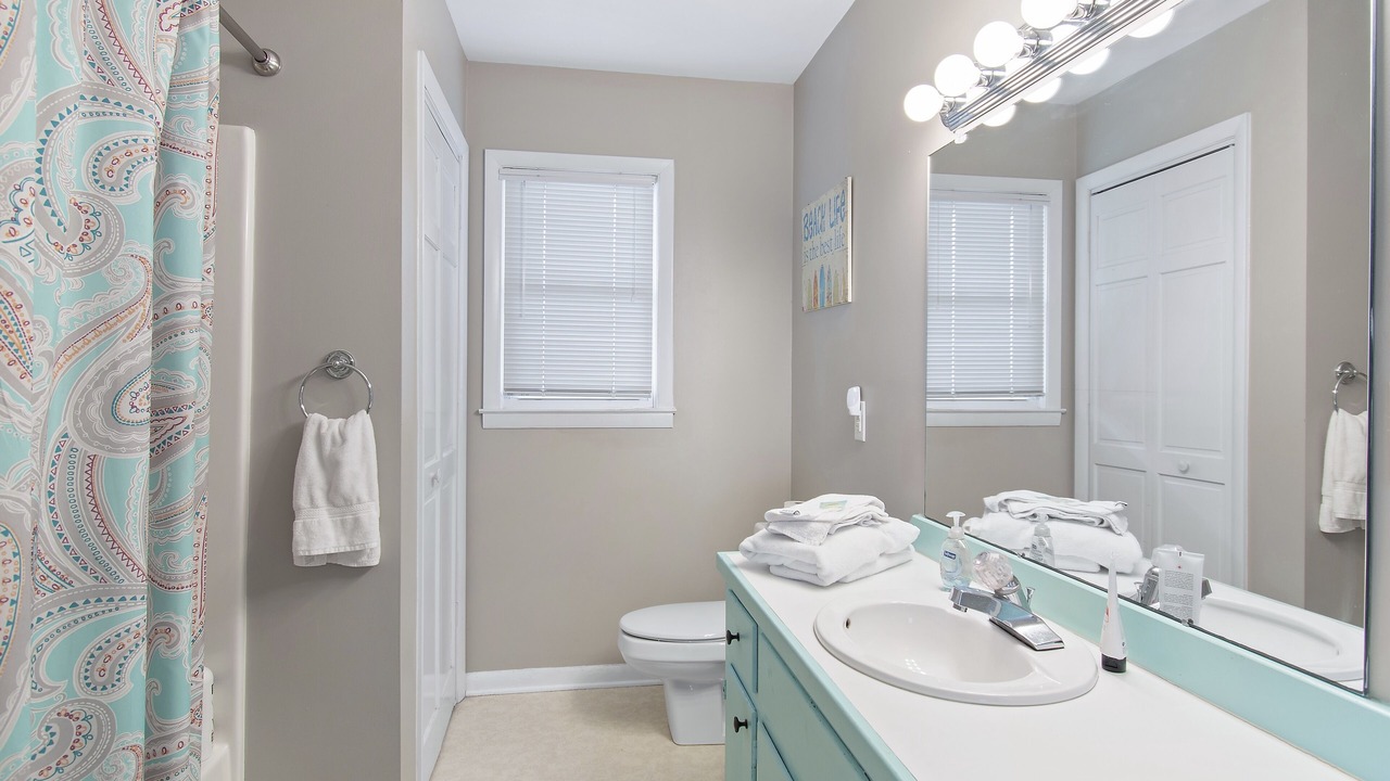 Photo of Bathroom in Holden Beach