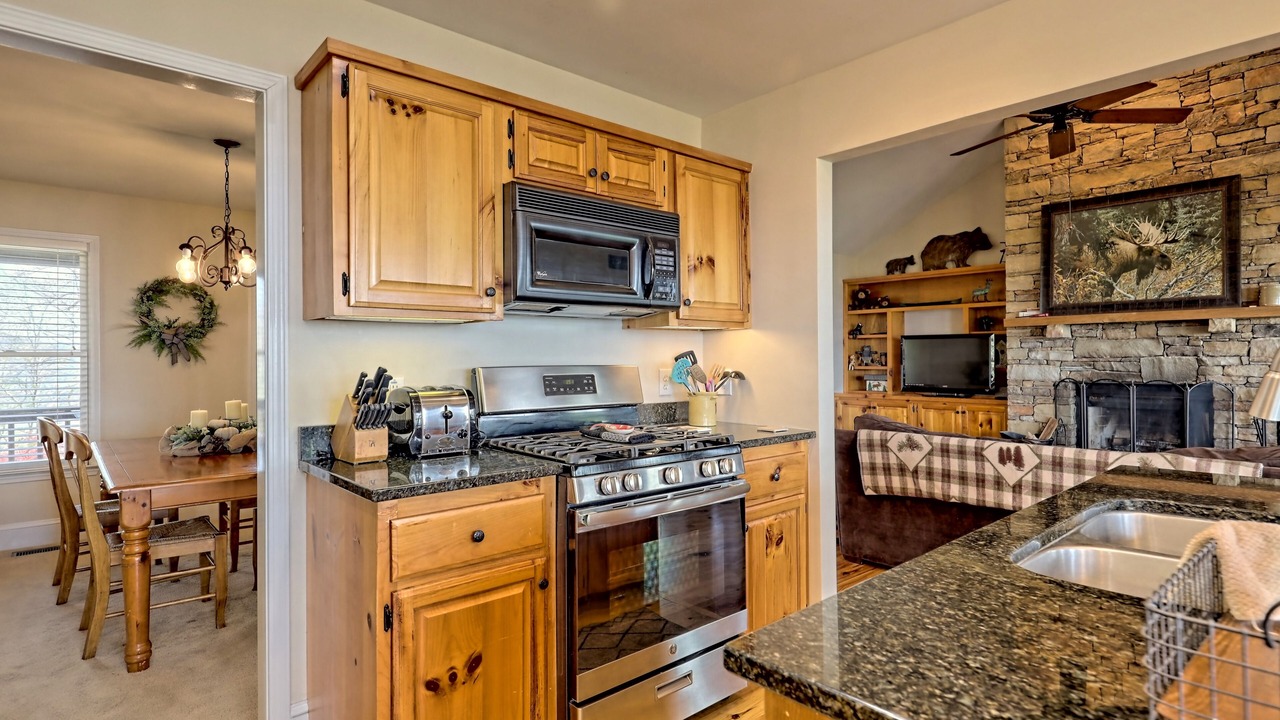 Photo of Kitchen in Eagles View