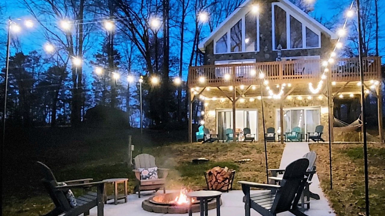 Photo of Livingroom in Roxboro