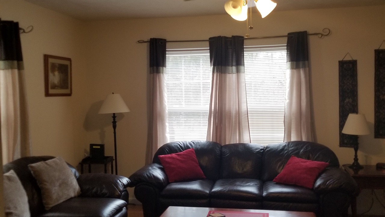 Photo of Livingroom in Skyland