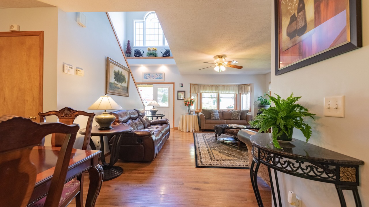 Photo of Livingroom in Waynesville