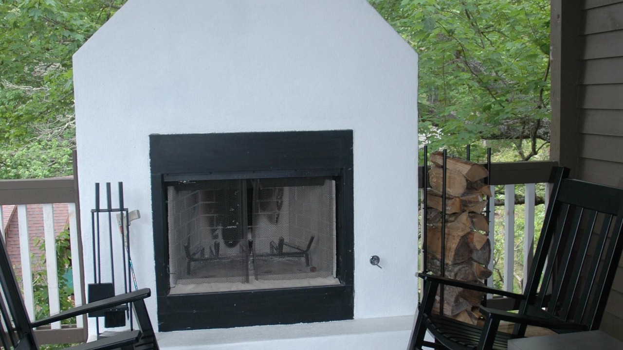 Photo of Livingroom in Cullowhee