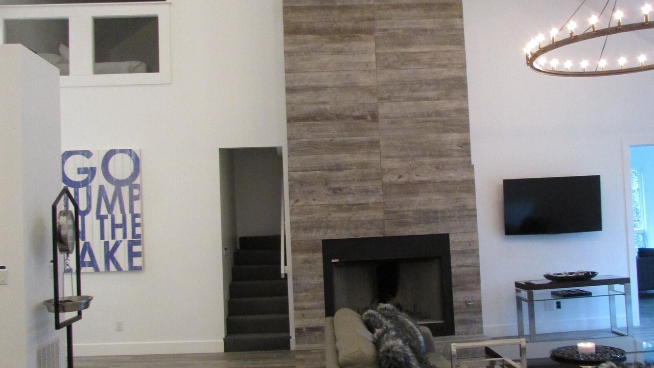Photo of Livingroom in Cullowhee