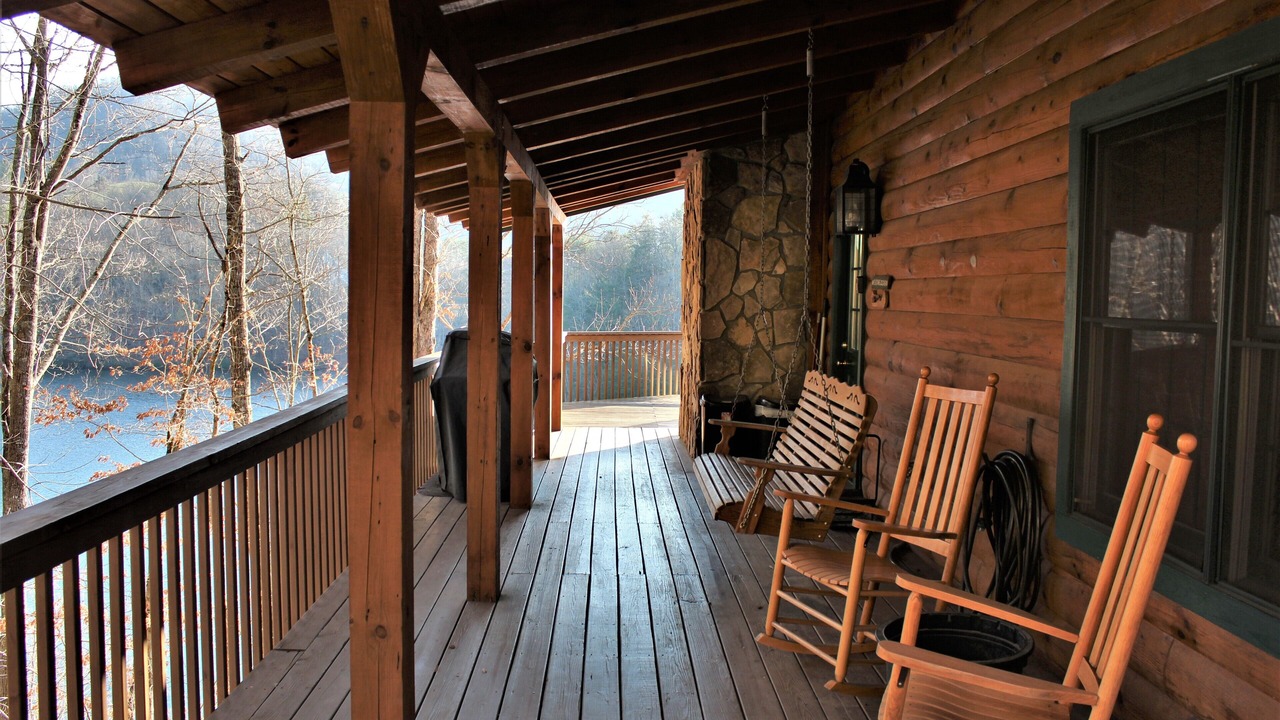Photo of Patio Balcony in Tuckasegee
