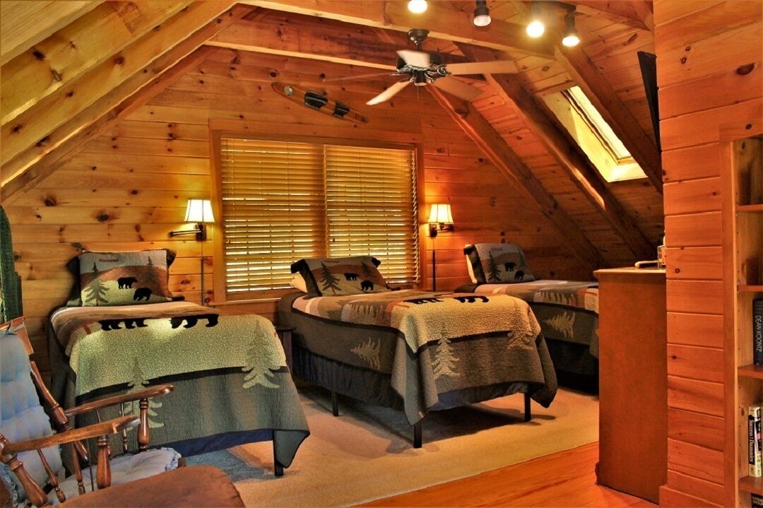 Photo of Bedroom in Tuckasegee