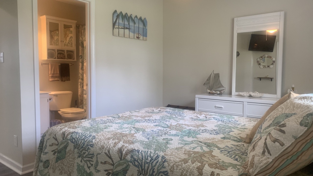 Photo of Bedroom in Peletier