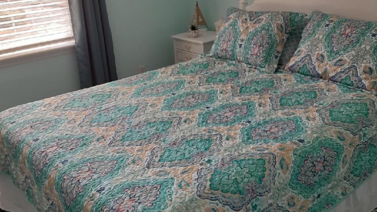 Photo of Bedroom in Peletier