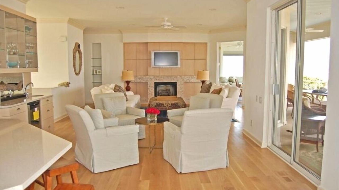 Photo of Livingroom in Shell Island
