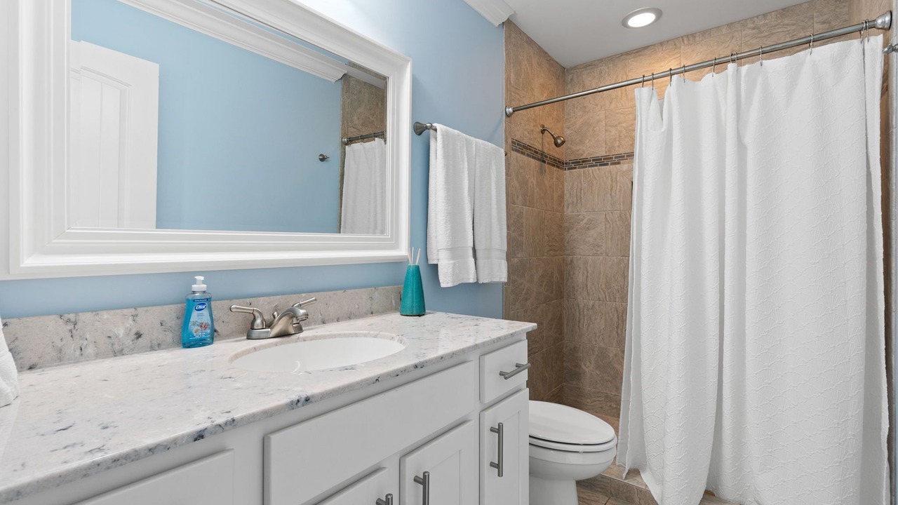 Photo of Bathroom in Holden Beach