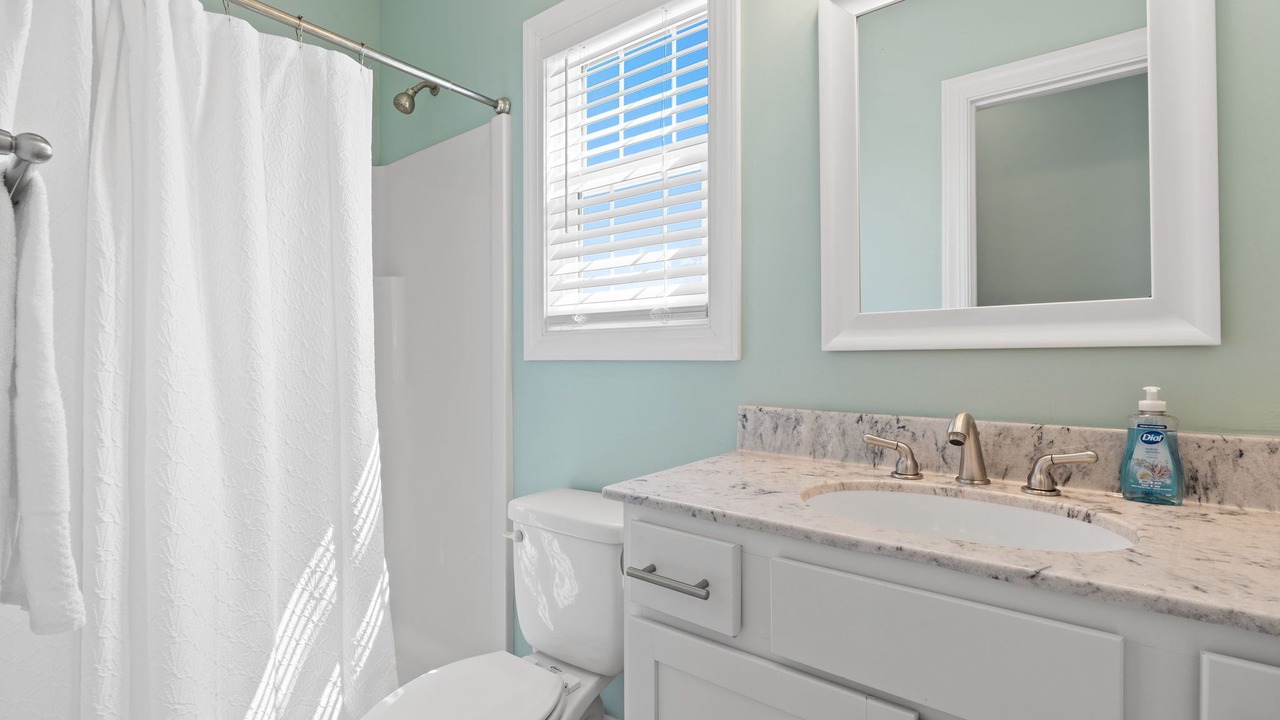 Photo of Bathroom in Holden Beach