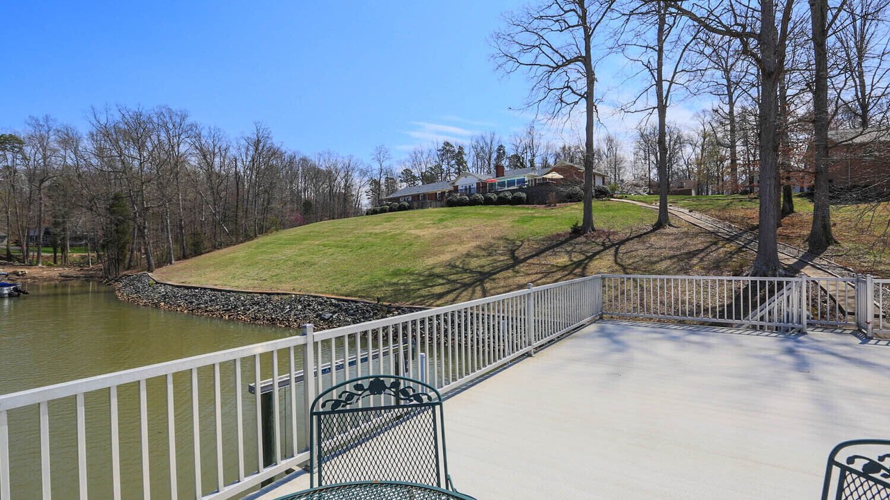 Photo of Outdoor in Dixie - Berryhill