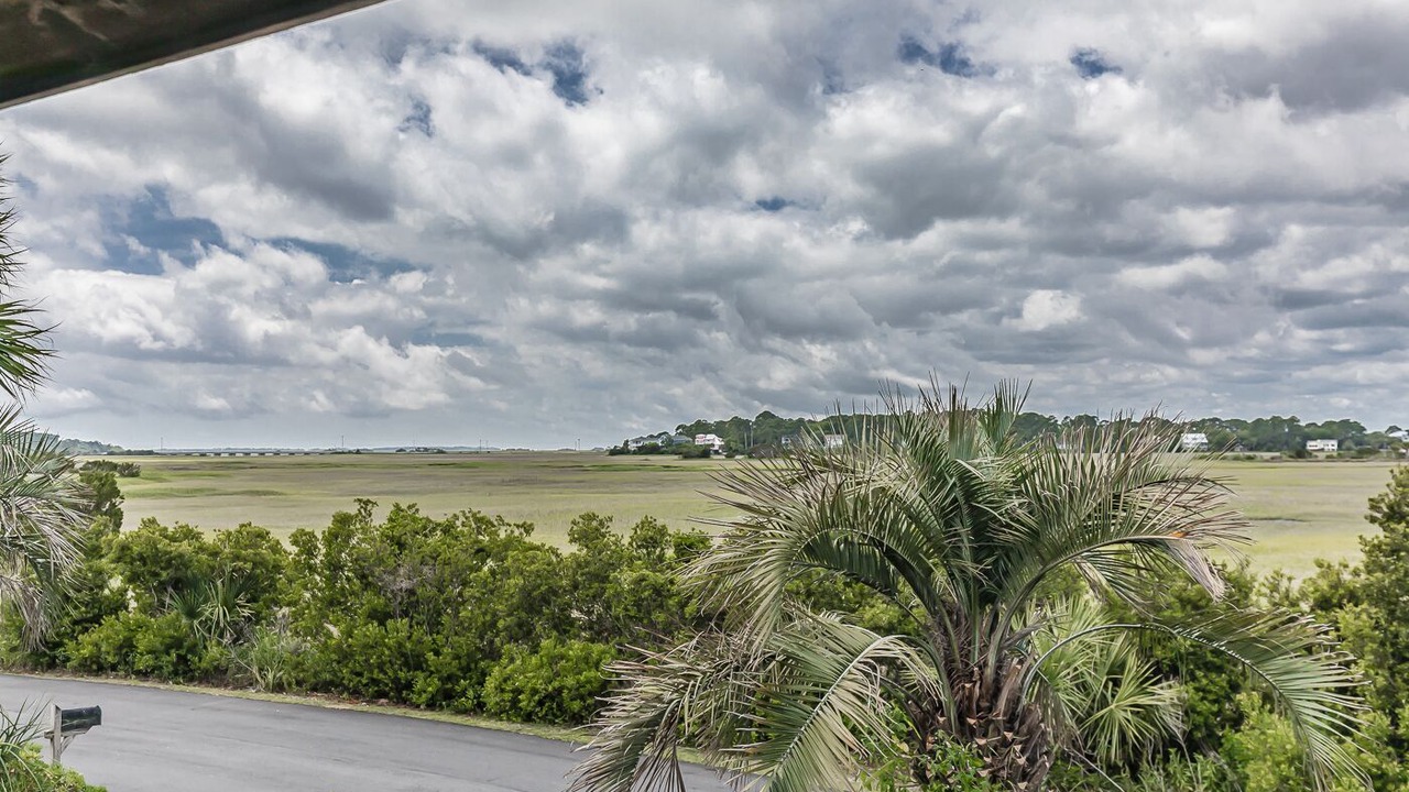 Photo of Others in Oceanmarsh Subdivision
