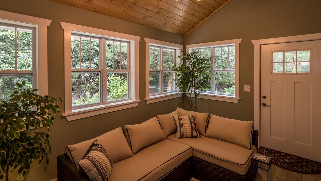 Photo of Livingroom in Brevard