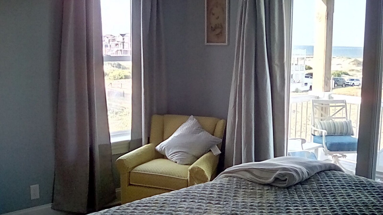 Photo of Bedroom in Carova Beach