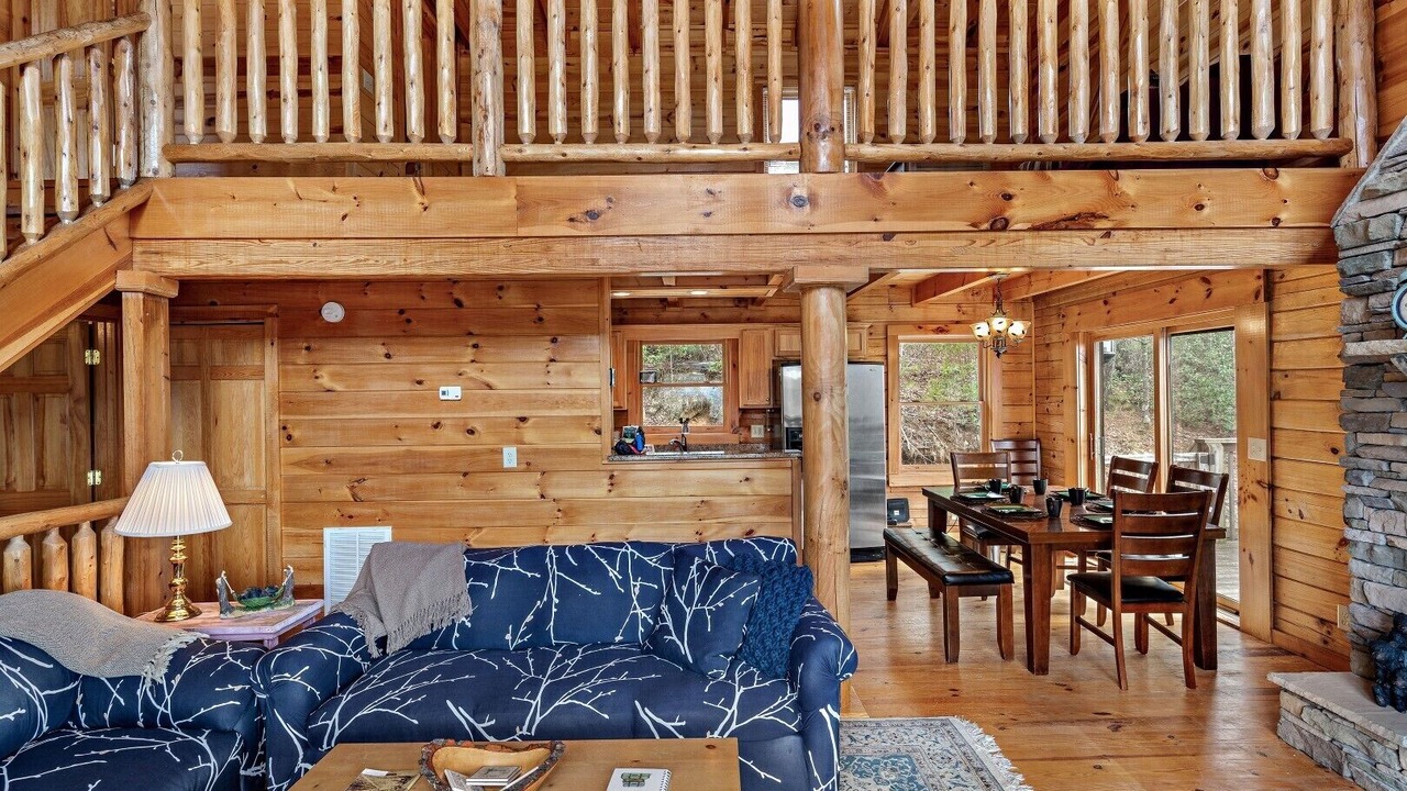 Photo of Bedroom in Stonecrest