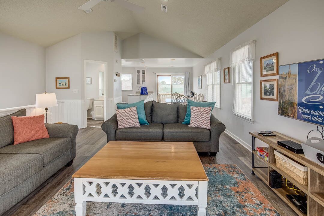 Photo of Bedroom in Corolla Light