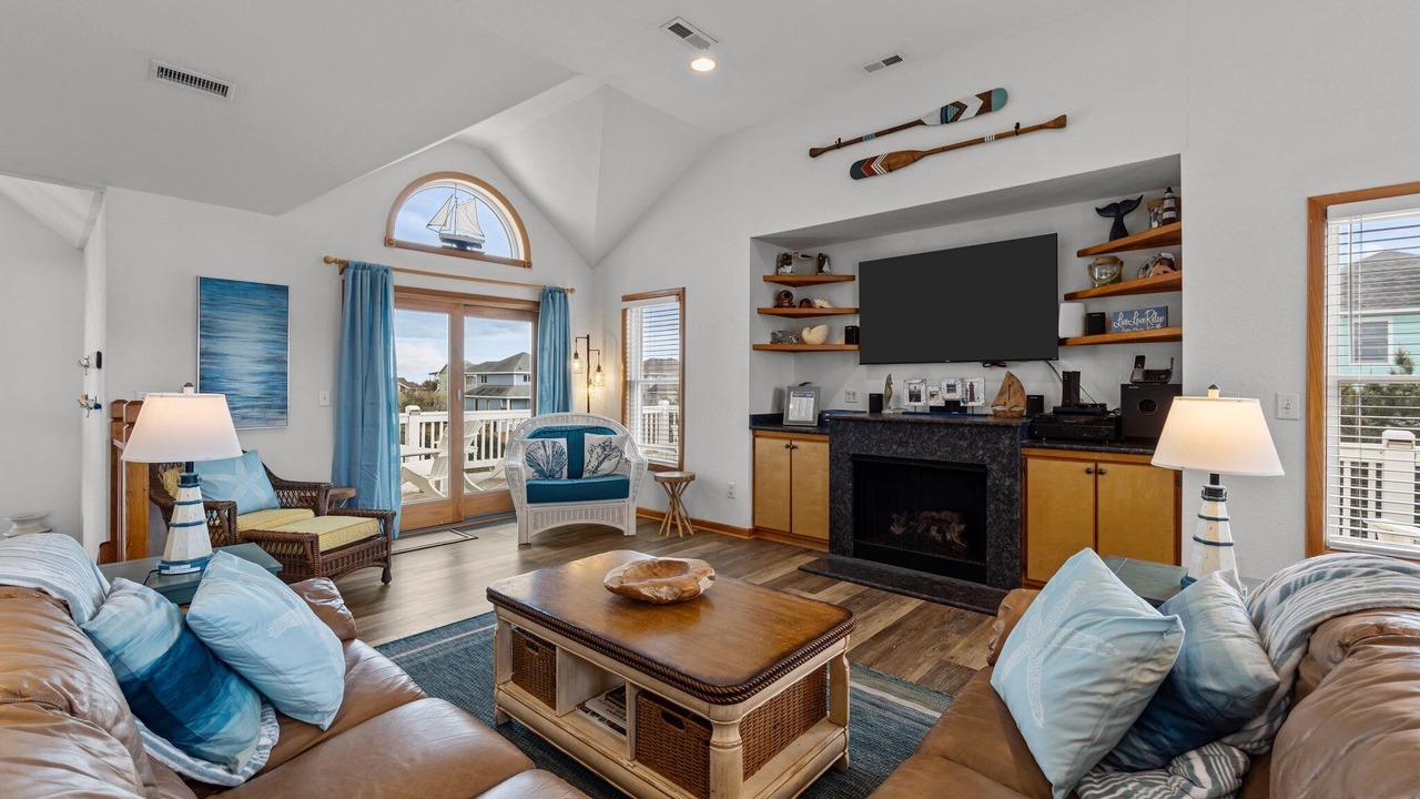 Photo of Livingroom in Whalehead Beach