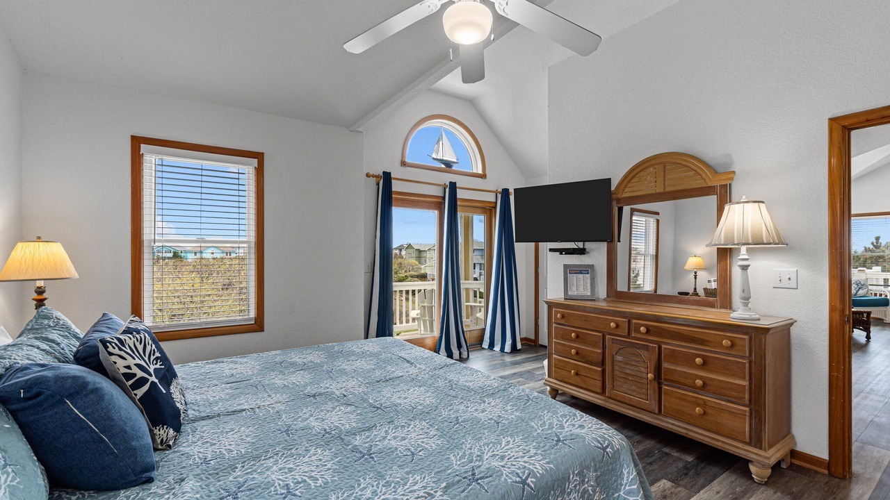 Photo of Bedroom in Whalehead Beach