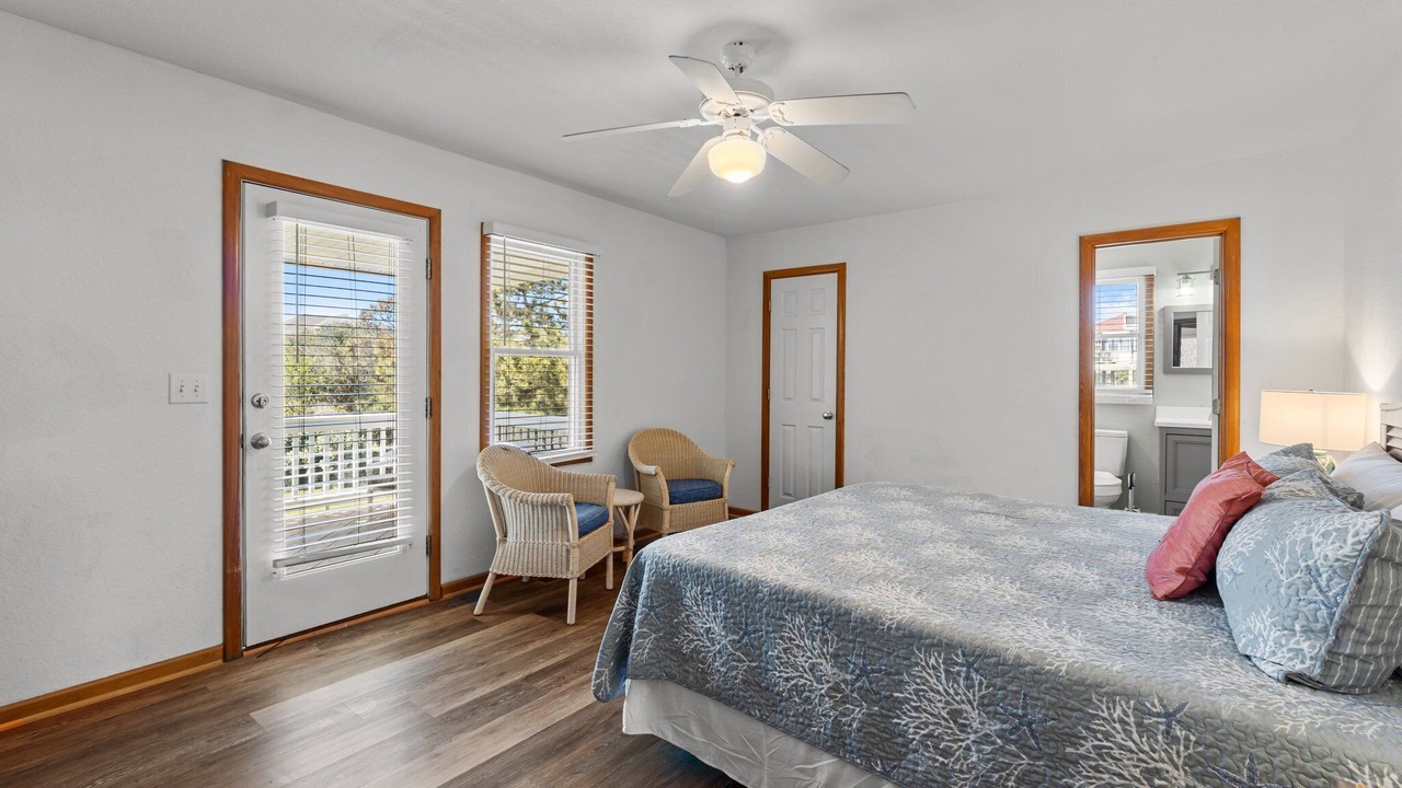 Photo of Bedroom in Whalehead Beach