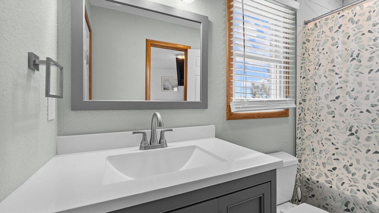 Photo of Bathroom in Whalehead Beach
