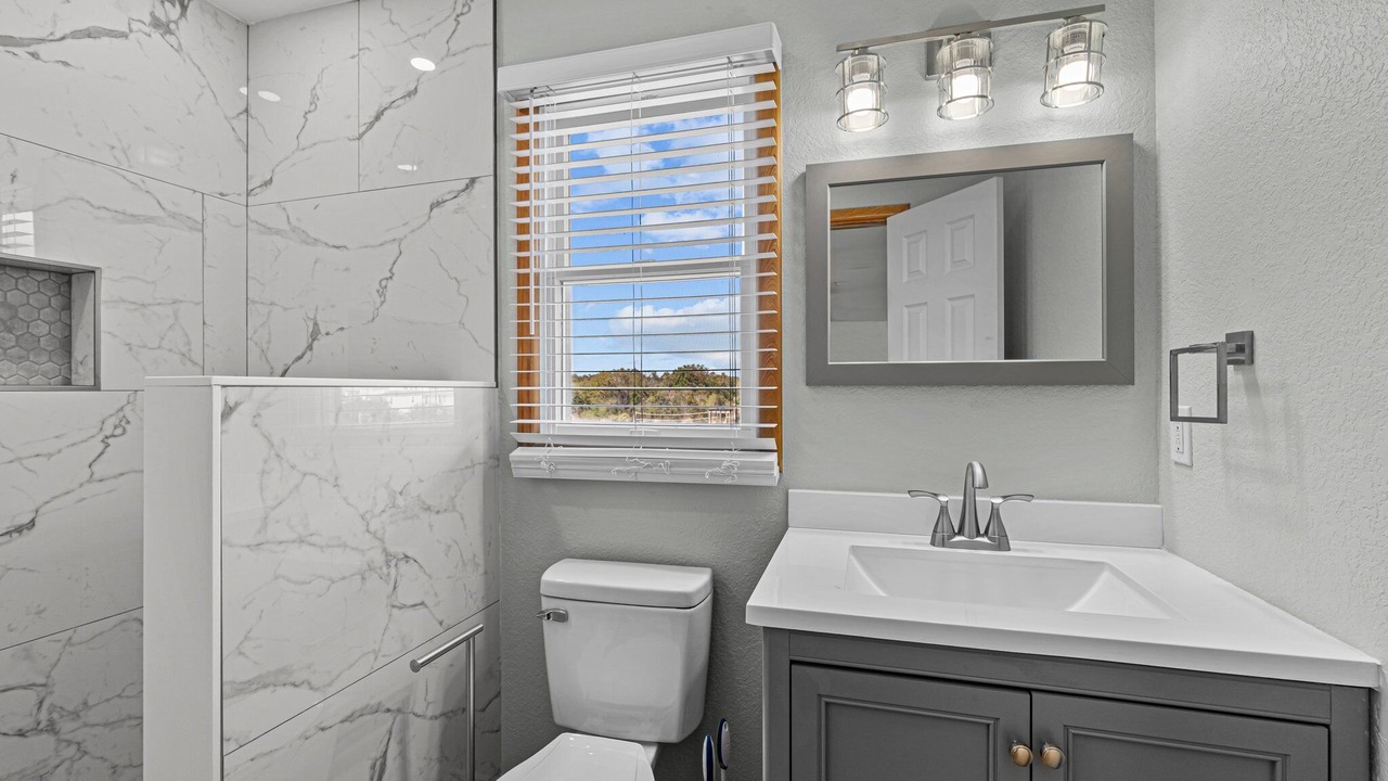 Photo of Bathroom in Whalehead Beach