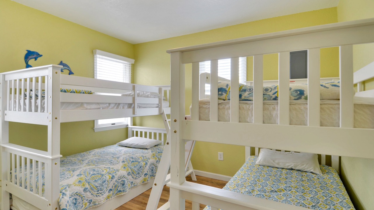 Photo of Bedroom in Whalehead Beach