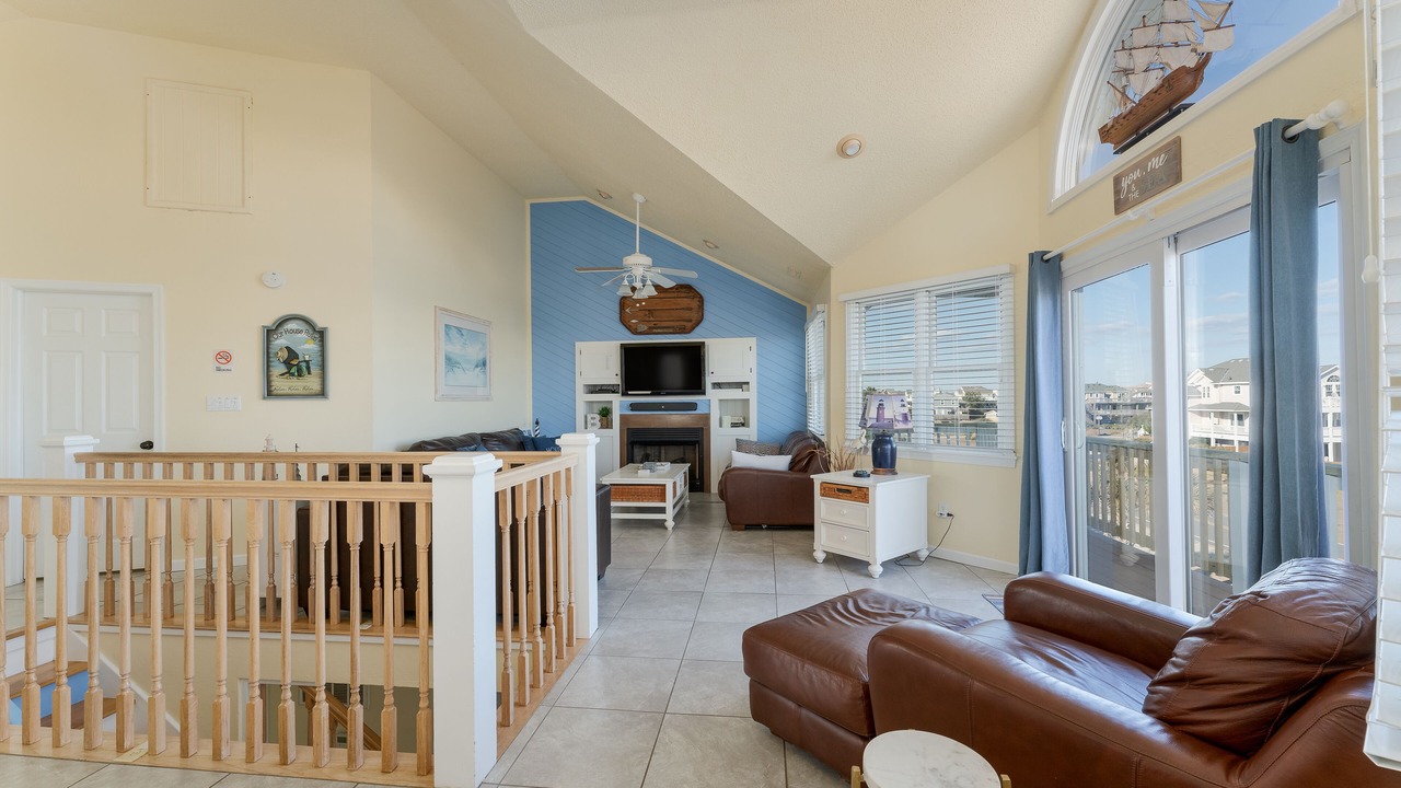 Photo of Livingroom in Whalehead Beach