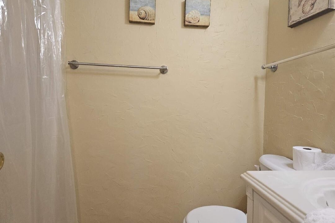 Photo of Bathroom in Palmetto Dunes