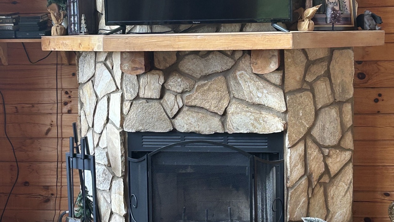 Photo of Livingroom in The Meadows At Lake James Station