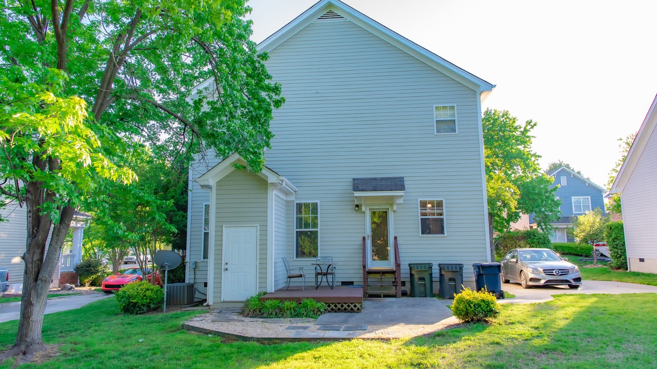 Photo of Outdoor in Huntersville