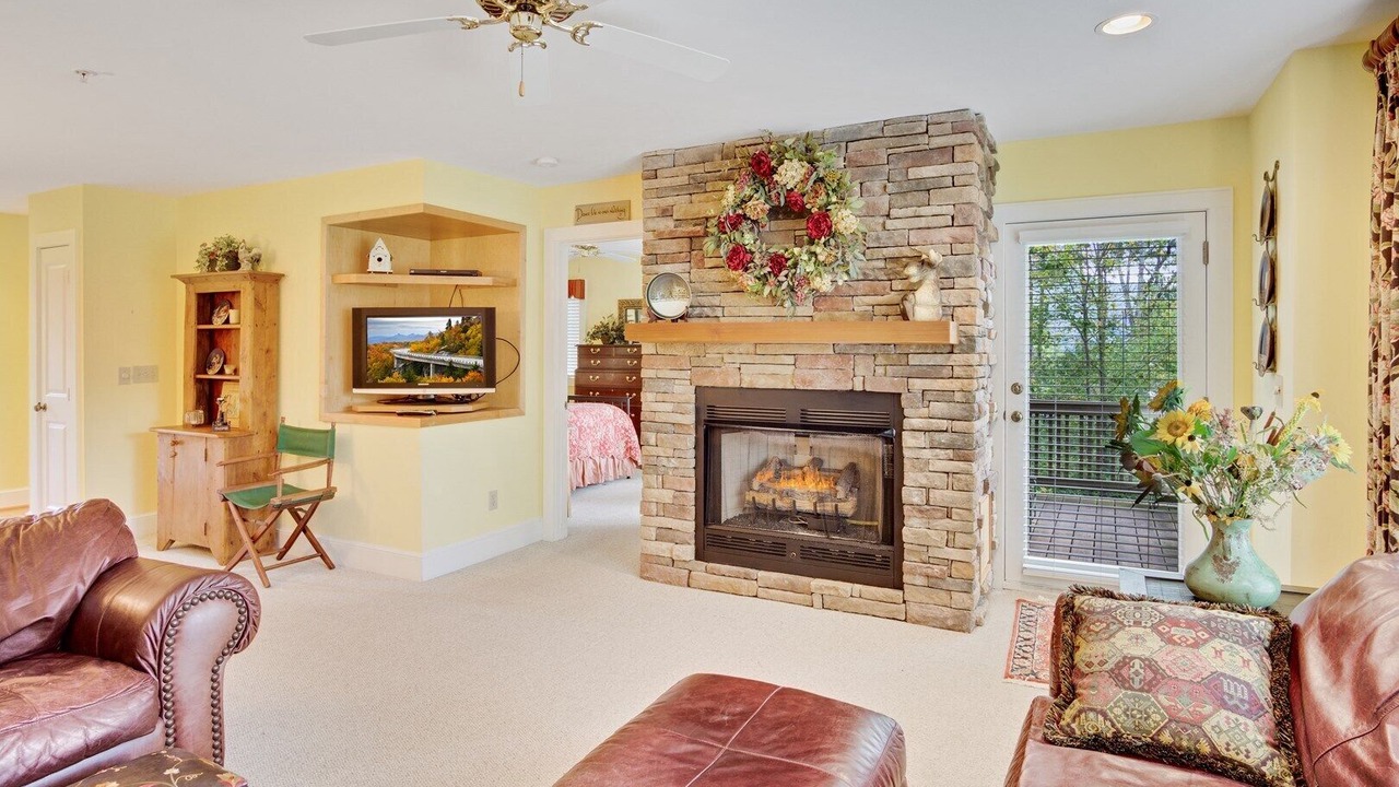Photo of Livingroom in Foscoe