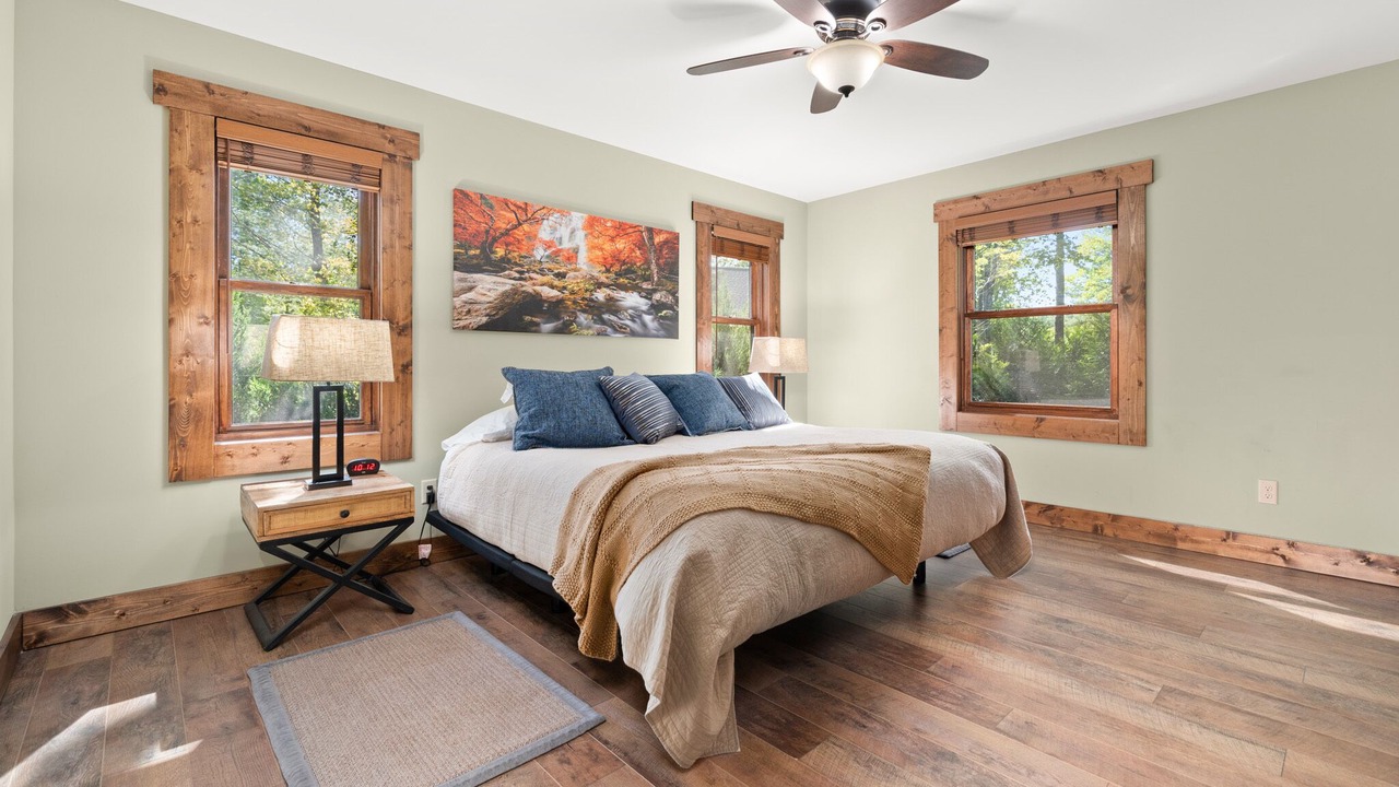 Photo of Bedroom in Skyland