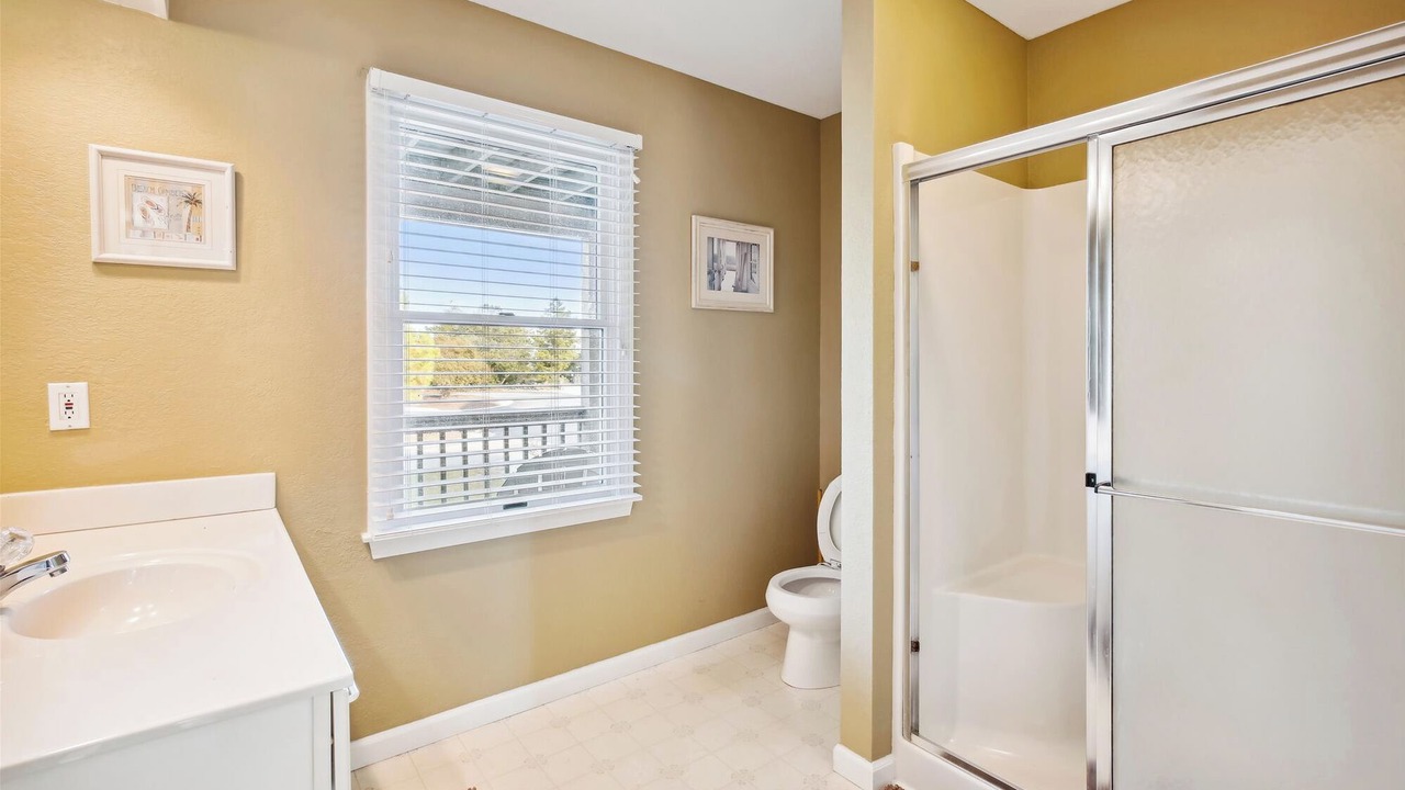 Photo of Bathroom in Whalehead Beach