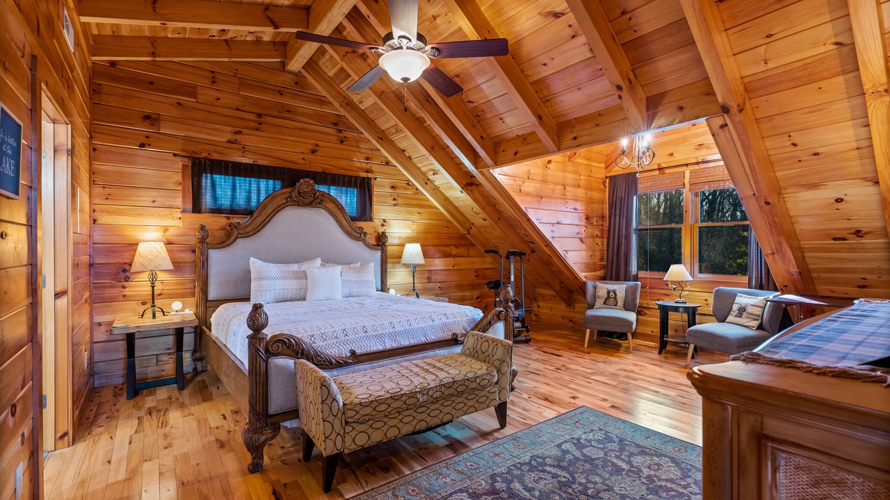 Photo of Bedroom in Lake Lure